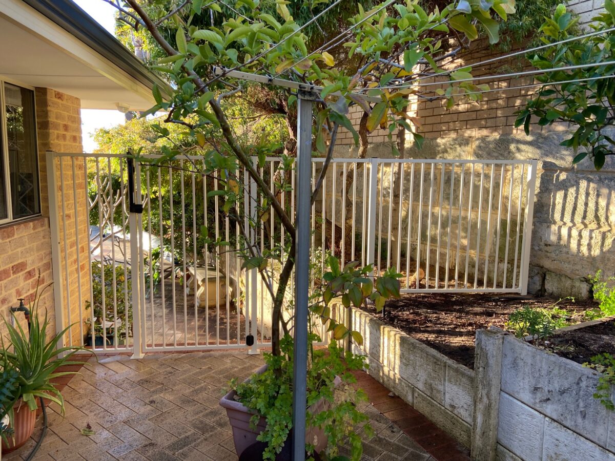 Aluminium Tube Fencing & Gate Installation in Duncraig
