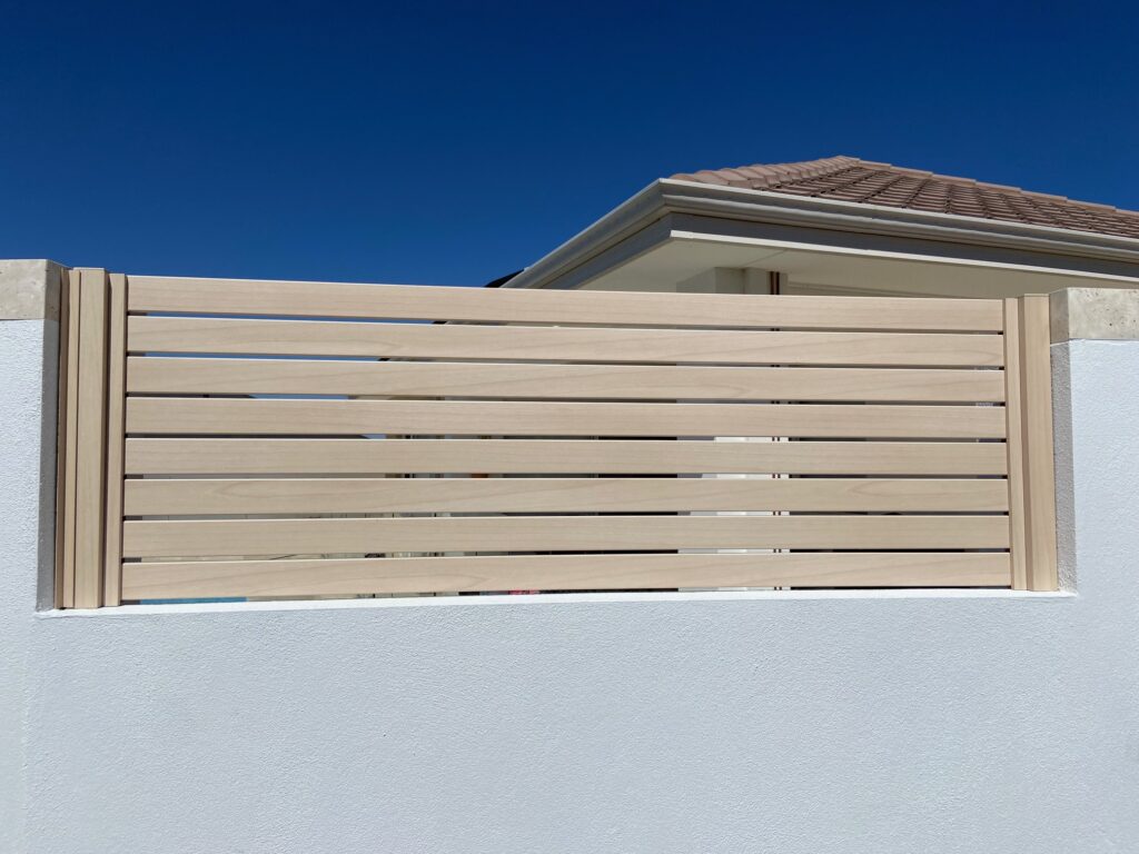 woodgrain slat infill fencing in Banksia Grove