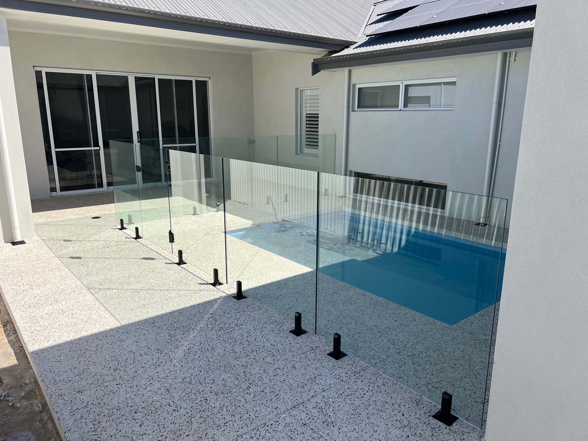 Stunning Frameless Glass Pool Fence in Jindalee