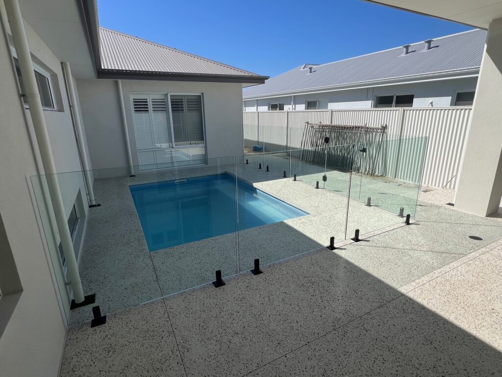 Stunning Frameless Glass Pool Fence in Jindalee