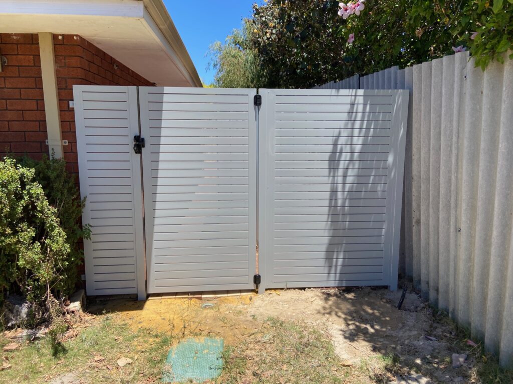 Aluminium Slat Gates Installed in Hillarys